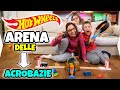 SFIDA nell'ARENA DELLE ACROBAZIE MONSTER TRUCK Hot Wheels