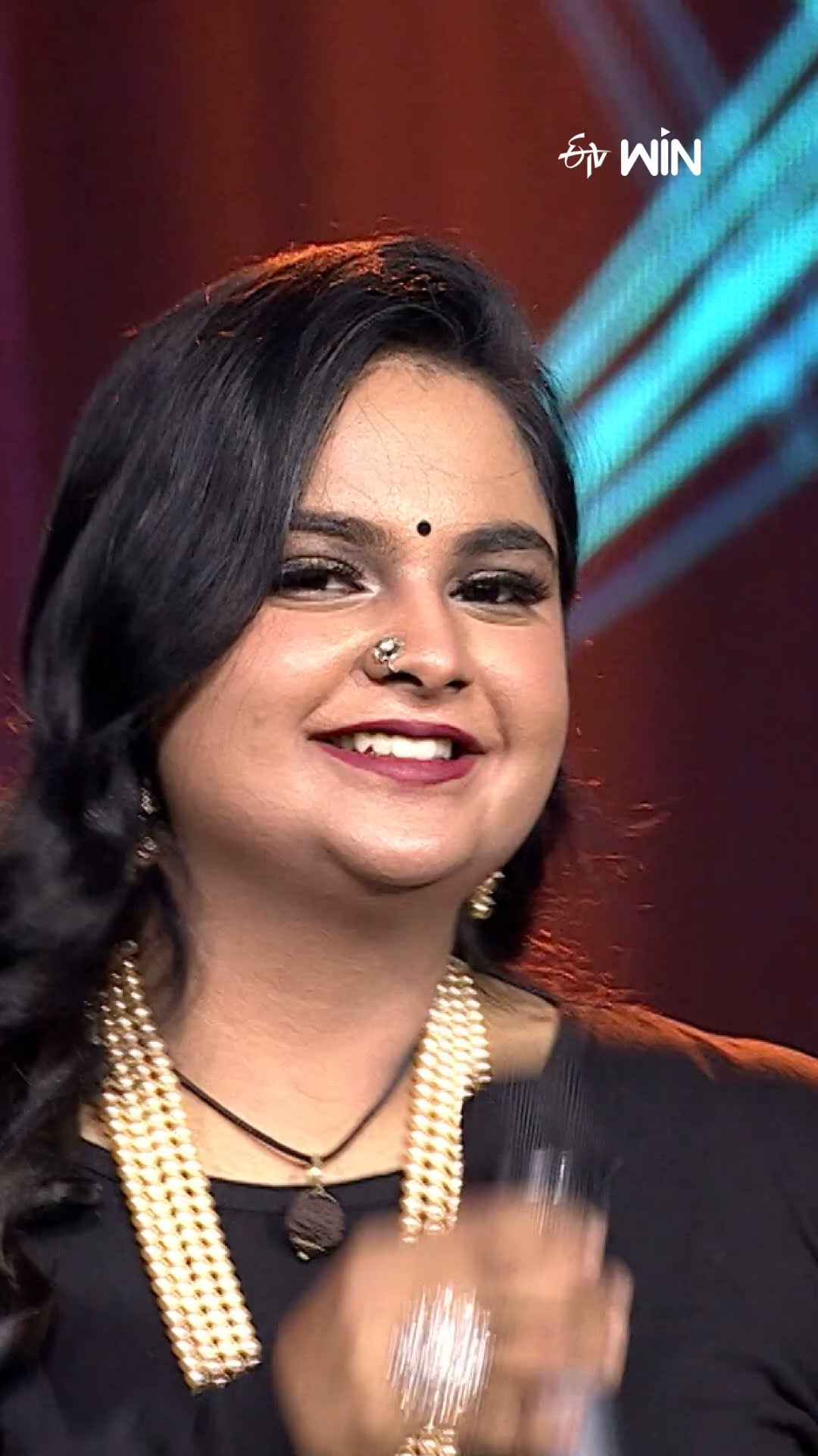 #shorts - Kurchini Madatha Petti song performance #sridevidramacompany #rashmi #indraja