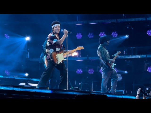 Bruno Mars - Marry You / Heavy Rotation / Marry You (Tokyo 2024-01-11) #AKB48 #BrunoMars Bruno Mars - Marry You / Heavy Rotation / Marry You (Tokyo 2024-01-11) #AKB48 #BrunoMars