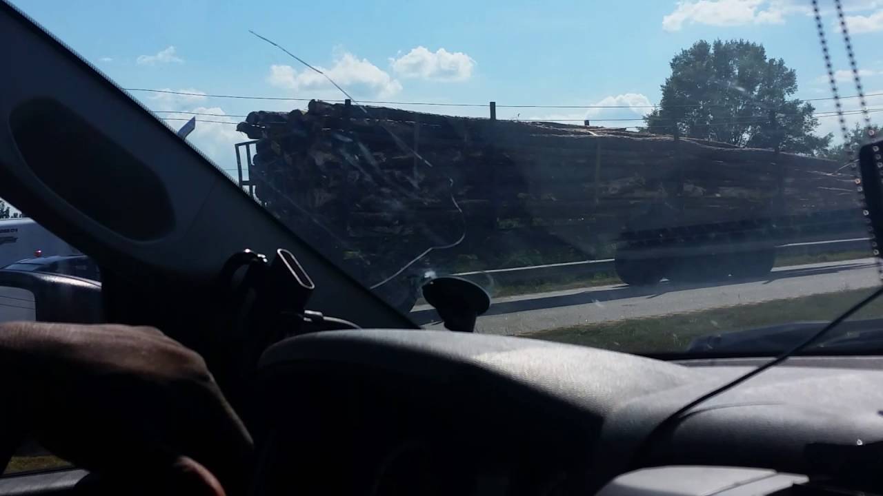 Kenworth W924 log truck