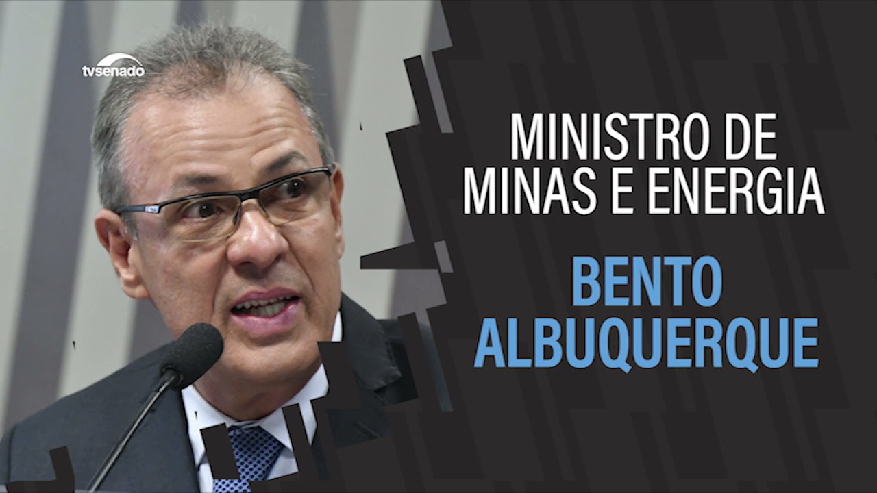 A Voz do Brasil - 17/10/23: Relatório da CPMI do 8 de Janeiro pede  indiciamento de Bolsonaro 