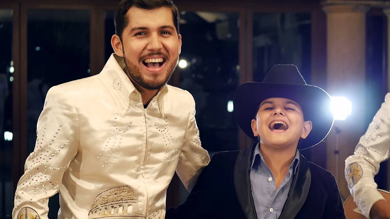 Arriba 75+ imagen los titanes de durango ft jaziel avilez padre ejemplar