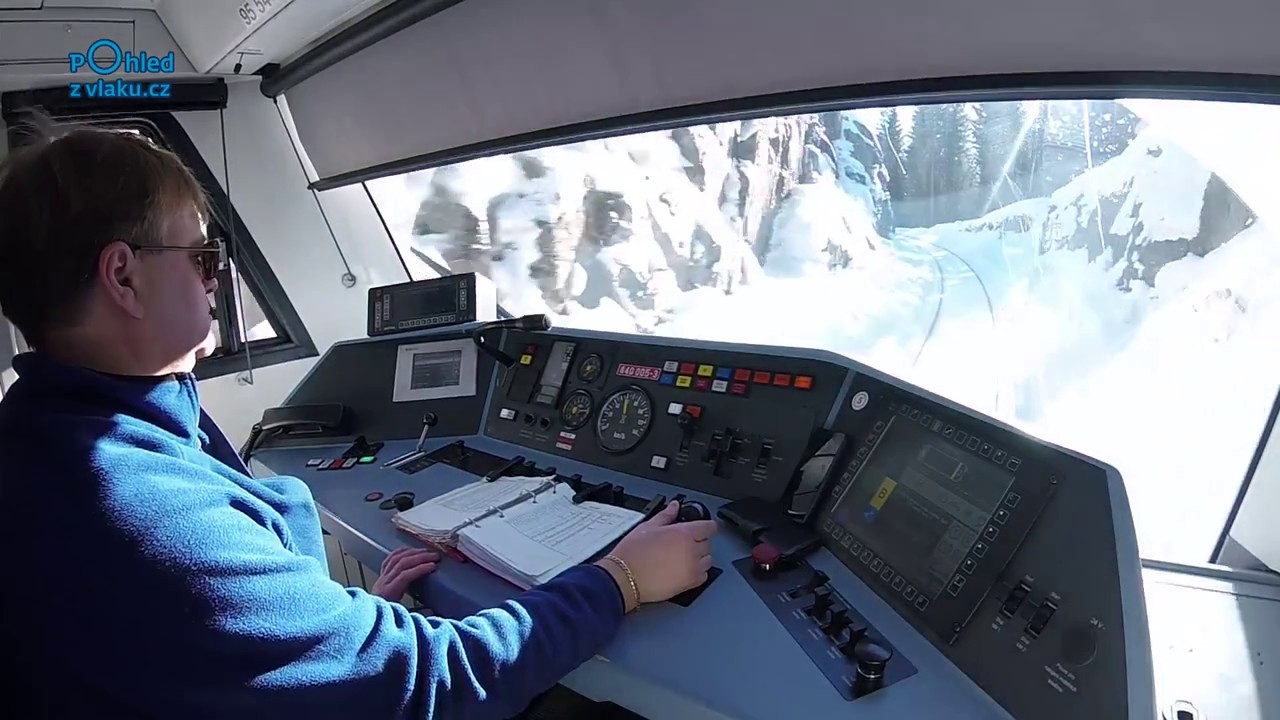 Tanvald - Sklářská Poruba / POHLED NA PRÁCI STROJVEDOUCÍHO BOK/ HD KVALITA