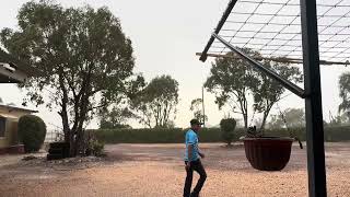  ตามด้วยฝนตกหนัก Wind Gusts @ Lightning ridge 