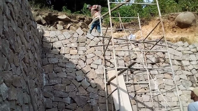 Como fazer Muro de Arrimo de pedra - Faça você / Pedreiro