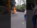 Se volcó tractocamión en plena Línea en Colombia