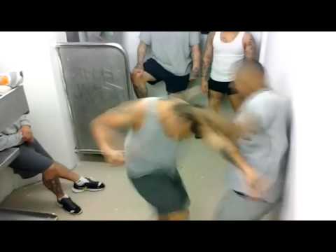 Драка в тюрьме Новой Зеландии/ A fight in a prison in New Zealand Драка в тюрьме Новой Зеландии/ A fight in a prison in New Zealand