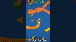 small snake kill the king of snake wong zone 😯😱 #wormszone #foryou #wormworld #subscribe #fyp #reach