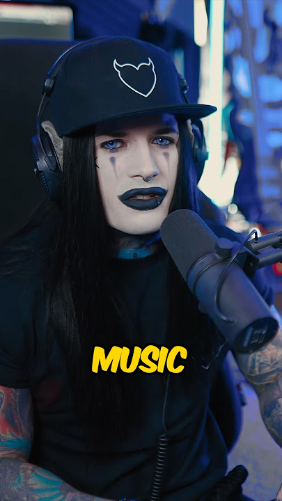 GOTHS Don’t Like GOTH MUSIC