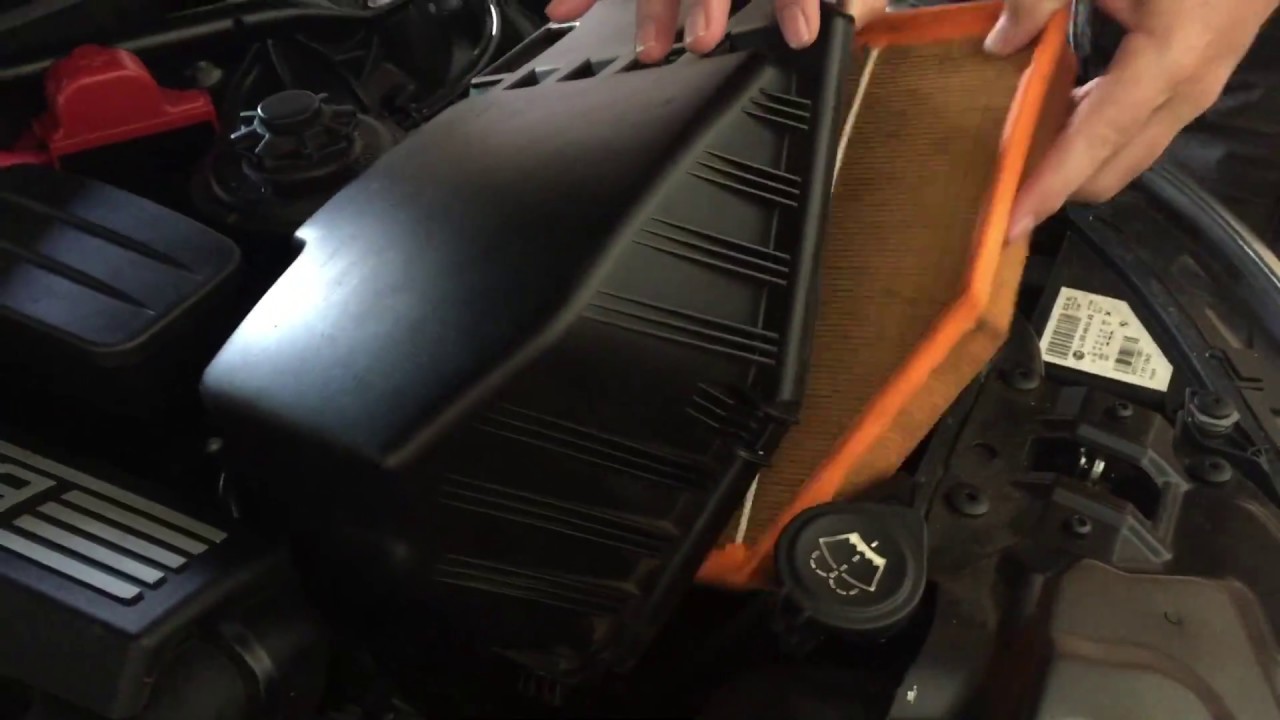 Change a BMW engine Air Filter. 530i e60 e61 How to open BMW Airbox