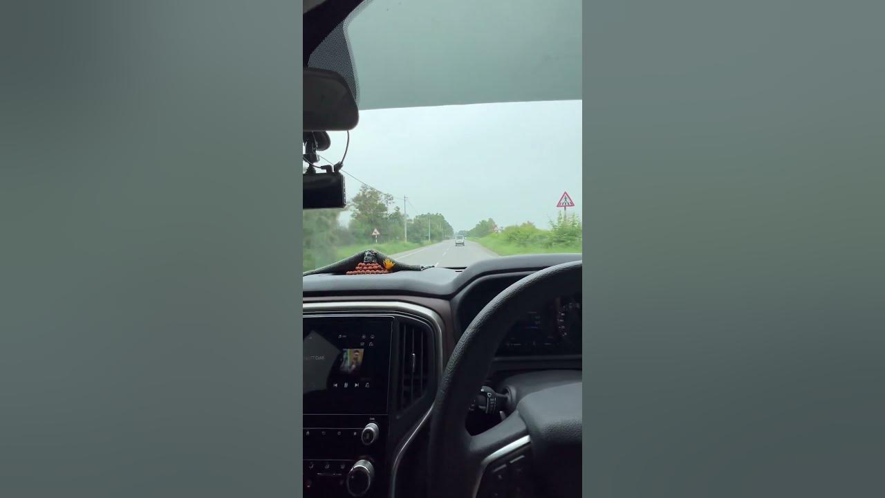 “The Perfect Song for Long Drives & Longing Hearts 🛣️💘”