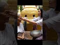 ミャンマーの水祭り(ティンジャン