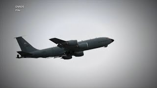 4 crew members of Air Force refueling plane killed in crash