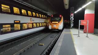 Renfe S-465 Civia saliendo y S-450 llegando en Barcelona Sants