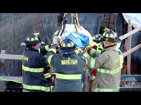 01-11-2022 Wareham, MA - Dramatic Video - Worker Injured At Bottom Of 25-Foot Trench - 01-11-2022 Wareham, MA - Dramatic Video - Worker Injured At Bottom Of 25-Foot Trench