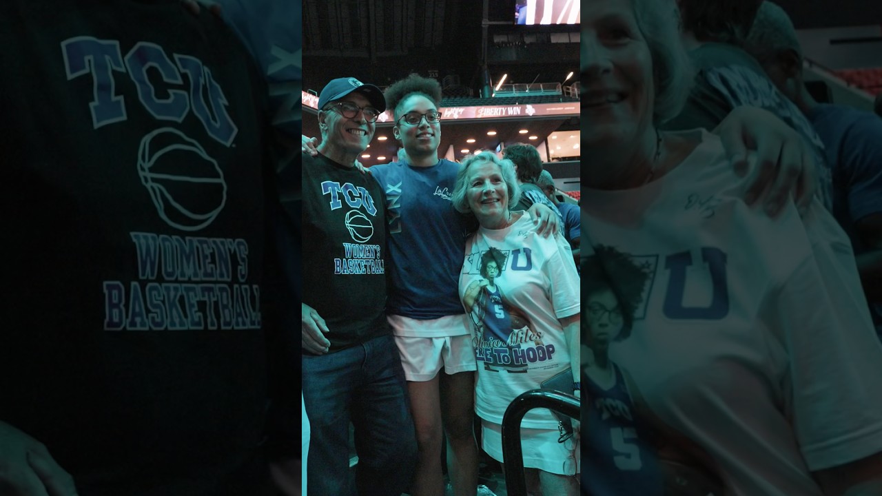 Family is never far away for Olivia Miles. ❤️