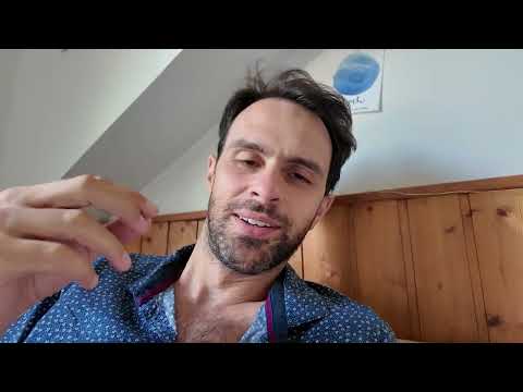 You'd better enjoy your vacation instead of watching this vlog ...