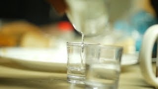 Pouring a Drink 01 / Free Stock Footage
