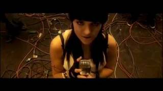 Ewa Farna - Cicho (Videoclip)