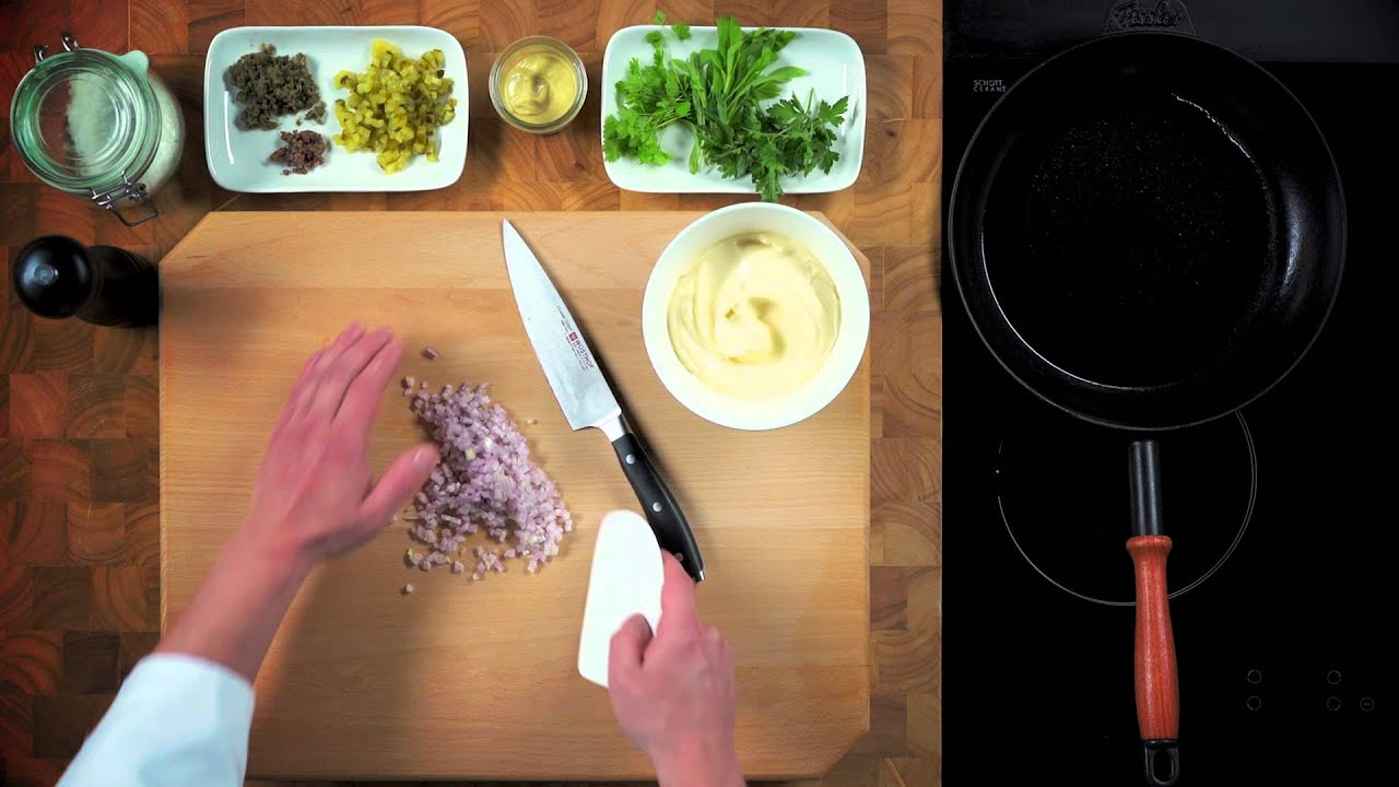 Remoulade ganz leicht selbermachen I Kochschule I FOODBOOM - YouTube