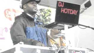 DJ HOTDAY, NAS LOVE BUG STARSKI, DJ HOLLYWOOD &amp; GRAND MASTER CAZ IN  QB PARK