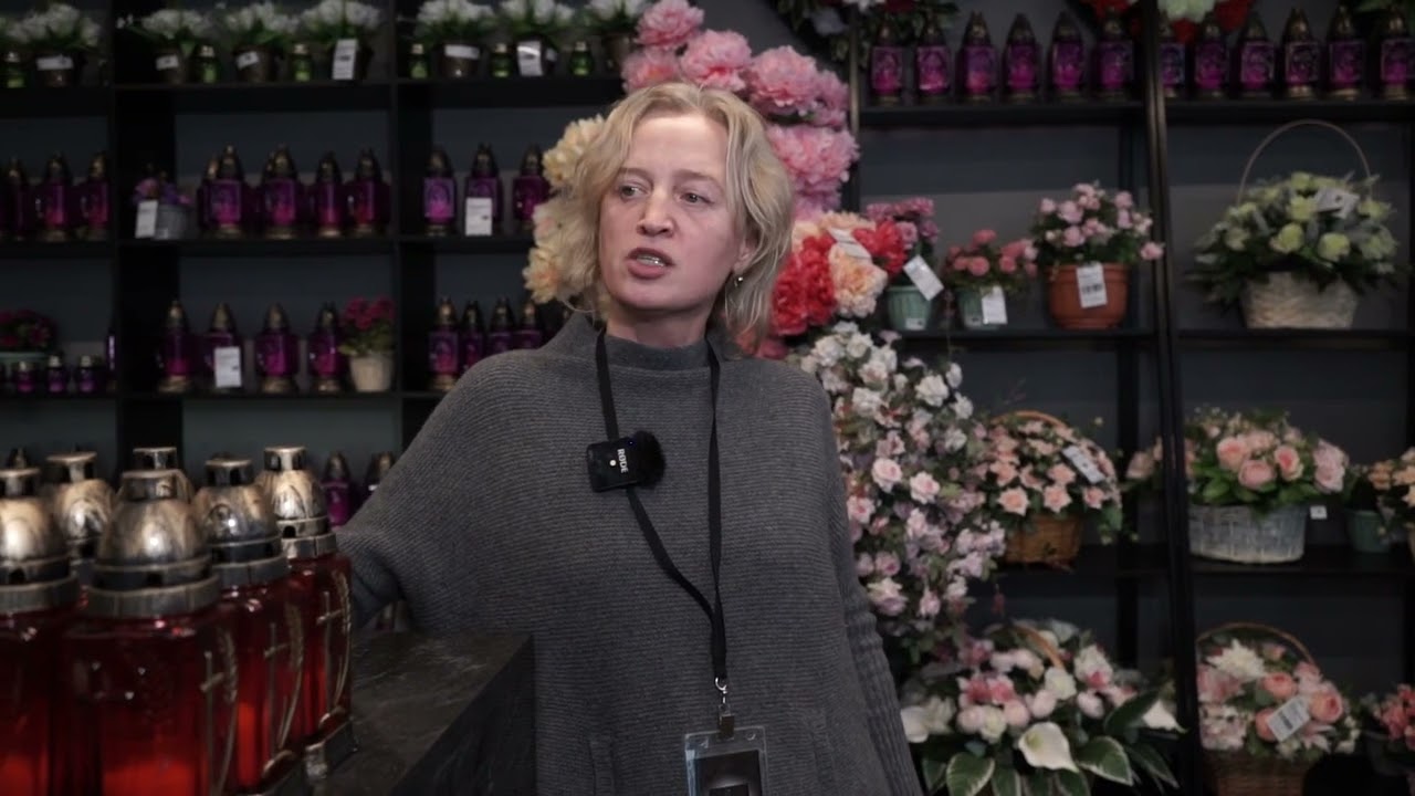 Цветочный салон на Николо-Архангельском кладбище.