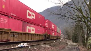 Trains BC 2022: CP 101 (Intermodal) @ Popkum Canada 09FEB22 ES44AC 9367 Leading