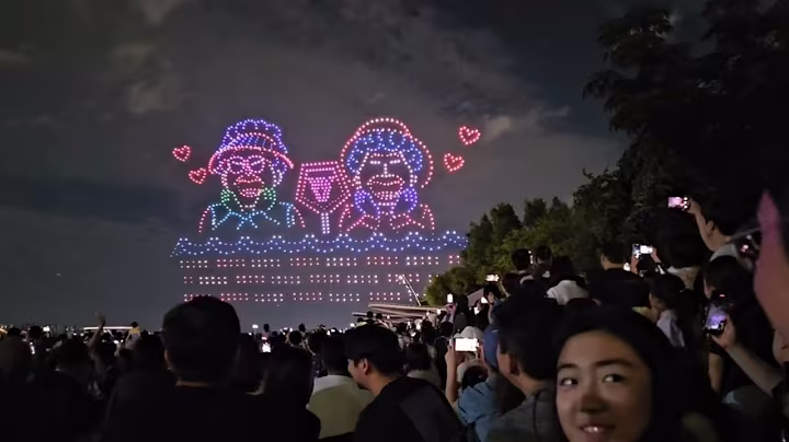 kpop demon hunters drone show in korea