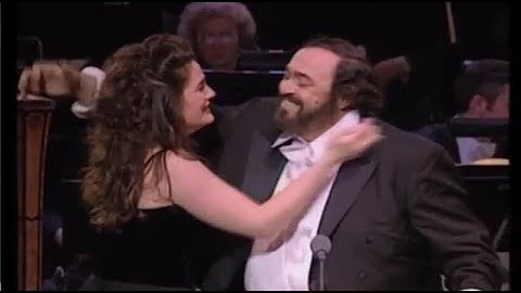 Luciano Pavarotti - Kallen Esperian - Otello