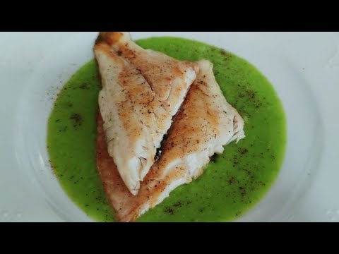 Video: Si Të Gatuajmë Fileto Peshku Me Bizele Të Njoma