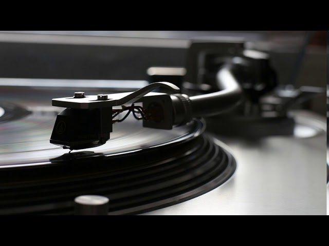 Supertramp - Give A Little Bit (1977 HQ Vinyl Rip) - Technics 1200G / Audio Technica ART9 class=