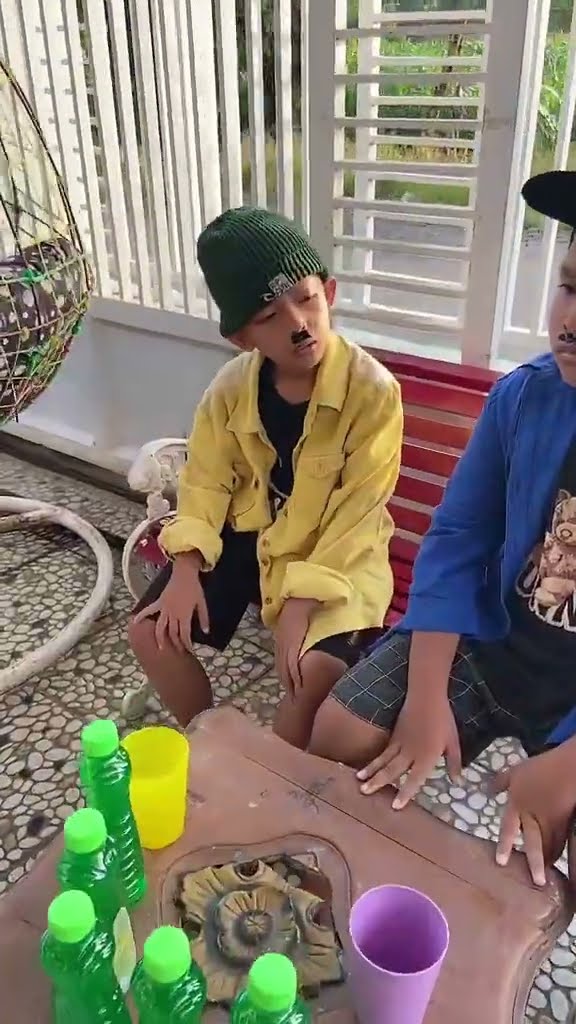 vidio kocak dan gokil @nyaikembang1nyaikembang1 /mama pergi papa galau?