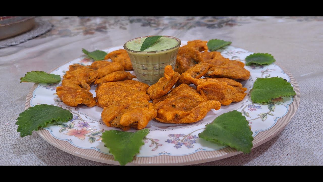 Healthy Ajwain Leaves Pakoda / ದೊಡ್ಡಪತ್ರೆ ಎಲೆ ಬಜ್ಜಿ /ಸಾಂಬಾರಬಳ್ಳಿ ಎಲೆ