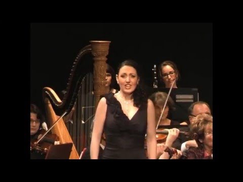 Sophia Brommer - Augsburger Ärzteorchester - "O zitt're nicht", Zauberflöte" (W. A. Mozart)