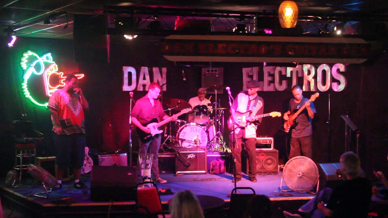 Applehead Performs at Dan Electro's Guitar Bar (2 of 3) 7/13/2018 - YouTube