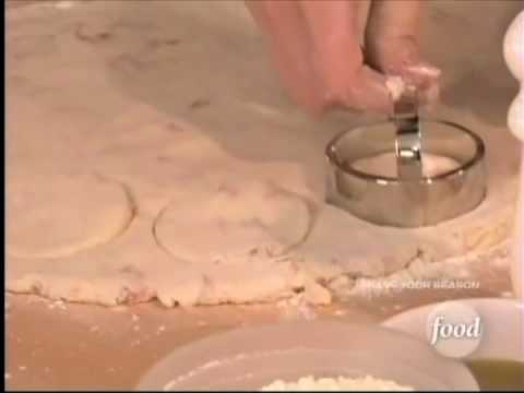 Sandra Lee - Prosciutto Parmesan Biscuits