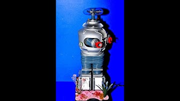 LOST IN SPACE - B9 ROBOT BUILD