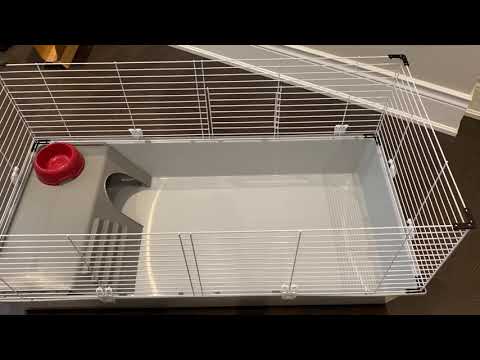 rabbit cage (assembling Living World Deluxe Habitat XL)