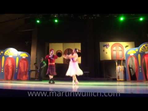 PINOCHO Y COPPELIA - www.martinwullich.com