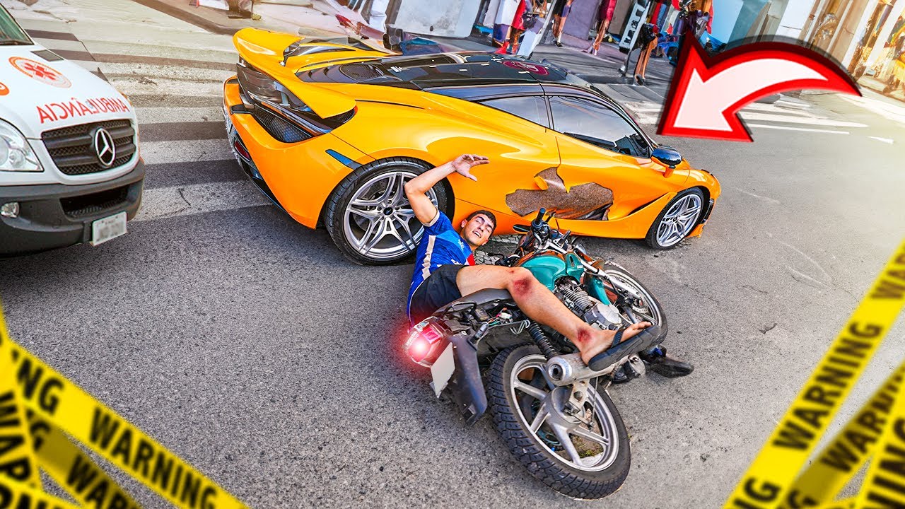 ACONTECEU UM ACIDENTE - UMA MOTO BATEU NA MINHA MCLAREN 😭