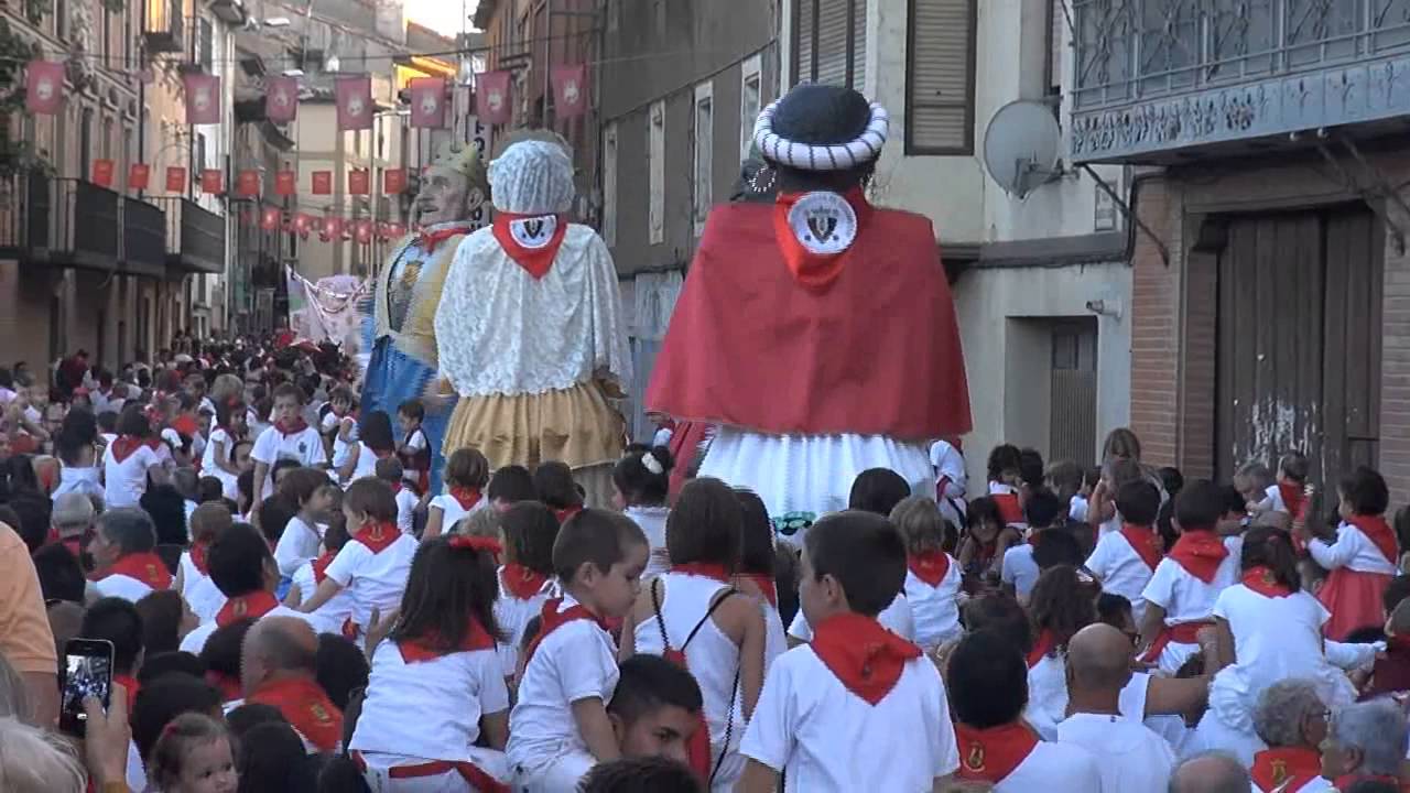 PASACALLES POR LAS CALLES DE CINTRUÉNIGO (NAVARRA) 9- 09- 2013
