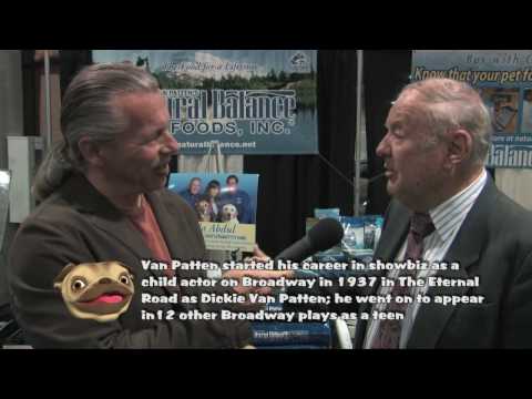 Video: Dick Van Pattens nettoverdi: Wiki, gift, familie, bryllup, lønn, søsken