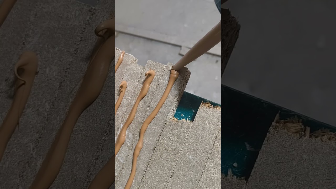 Application de colle pour semelles lisses