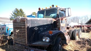 1983 Diamond Reo DC11620B with an 8v71 Detroit and a 13 speed