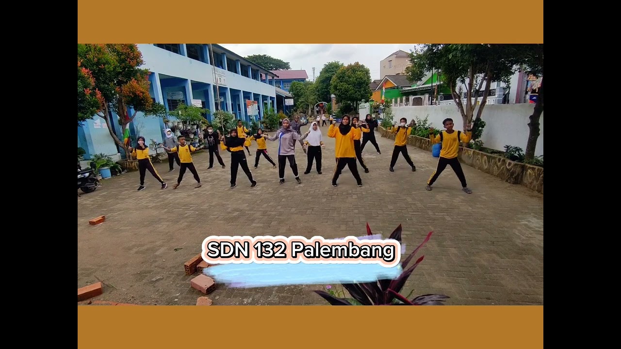 SENAM KREASI SUCH A HAPPY DAY BERSAMA GURU PJOK DAN SISWA KELAS 5&6 SDN 132 PALEMBANG