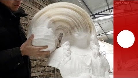 Watch Your Head: Mesmerizing paper sculptures morph into bizarre forms