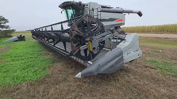 BigIron Auctions- House Agco 9250 DynaFlex Draper Header- November 2025
