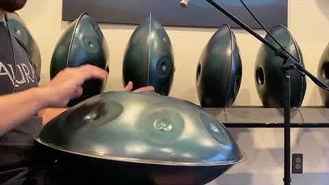 Aura “D Celtic Minor 9” - Azure Series