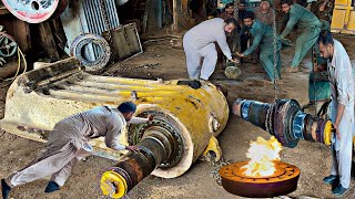 These guys using amazing skills for repair stone crusher machine, excellent teamwork for restoration