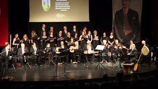 Karanfi̇l Oylum Oylum Geli̇yor Selvi̇ Boylum